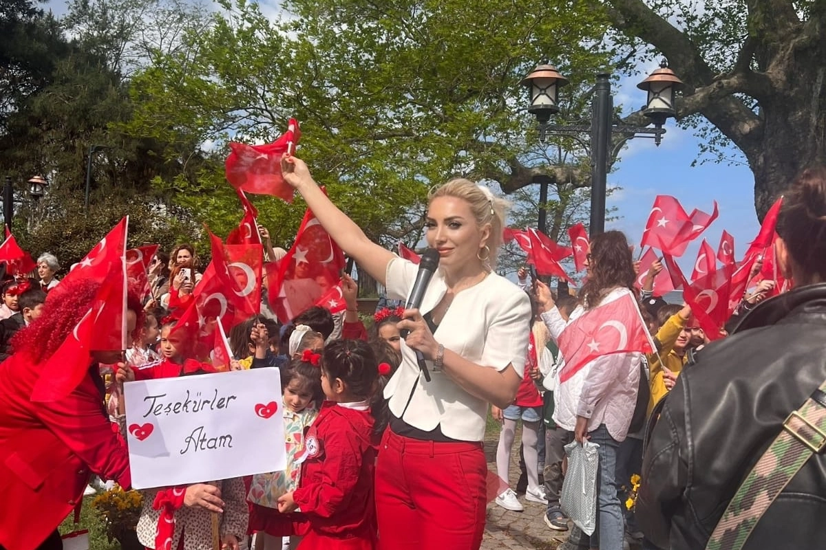 Uzmanlar Koleji İlkokulu’nun öğrencileri Yürüyen Köşk’te