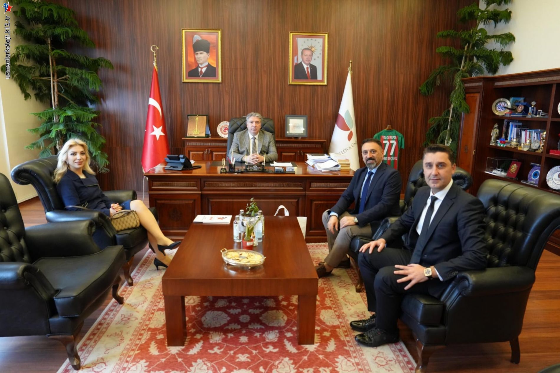 Kurucularımızdan Yalova Üniversitesi Rektörüne Nezaket Ziyareti